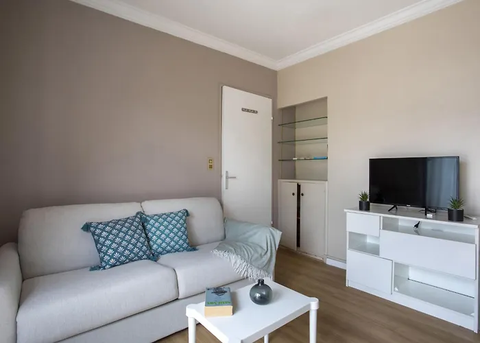 Apartament Le St Cloud By Interhome