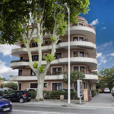 דירה Le St Cloud By Interhome